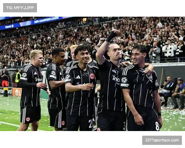 法兰克福客场逆转狼堡 伯卡特十球领跑队内射手榜 法兰克福客场逆转狼堡 伯卡特十球领跑队内射手榜